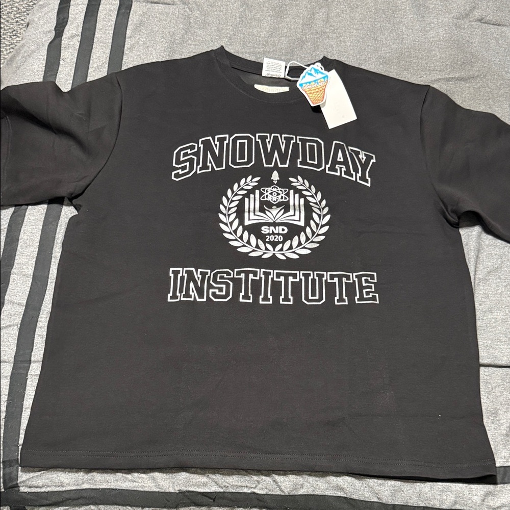 Black Short Sleeve Tee